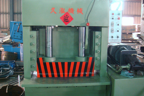 cnc-plasma-in-water-cutting-machine-800A-jyechi